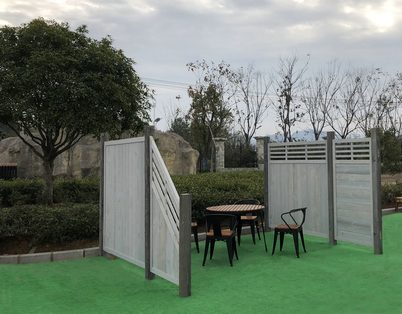Outdoor fence